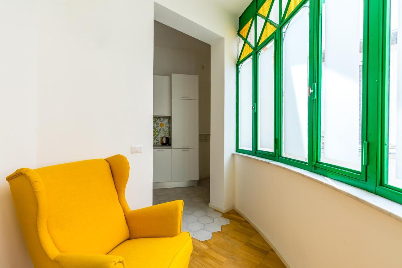 Nova Stylish House In Center By Napoliapartments Экстерьер фото