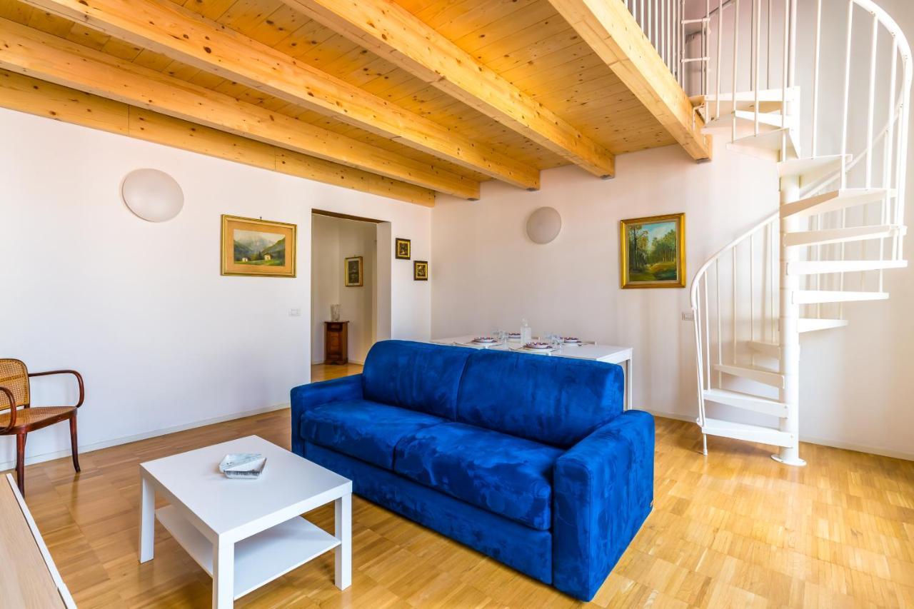 Nova Stylish House In Center By Napoliapartments Экстерьер фото